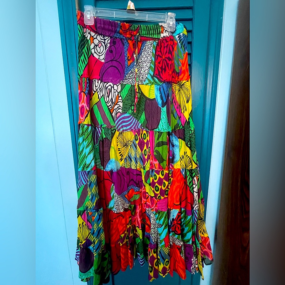 Flowy fun colorful maxi skirt